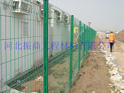 銀川市國家高新技術(shù)示范區(qū)光伏護欄網(wǎng)-18公里