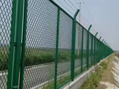 高速公路圍欄圖片4